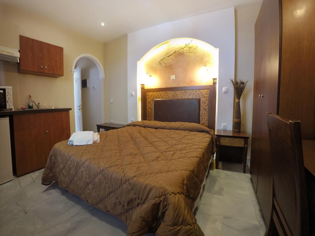 Aparthotel Mouse Island Perama  Esterno foto