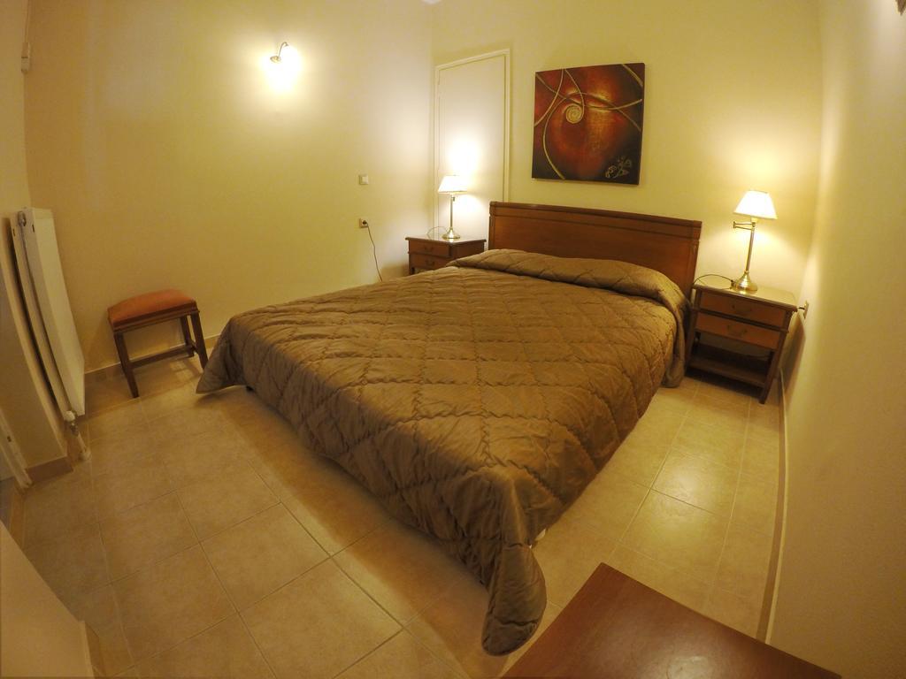 Aparthotel Mouse Island Perama  Esterno foto