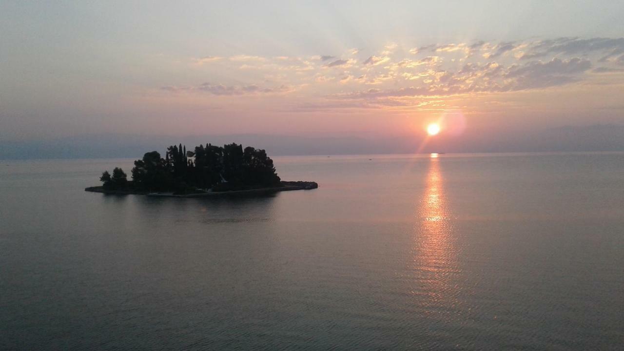 Aparthotel Mouse Island Perama  Esterno foto